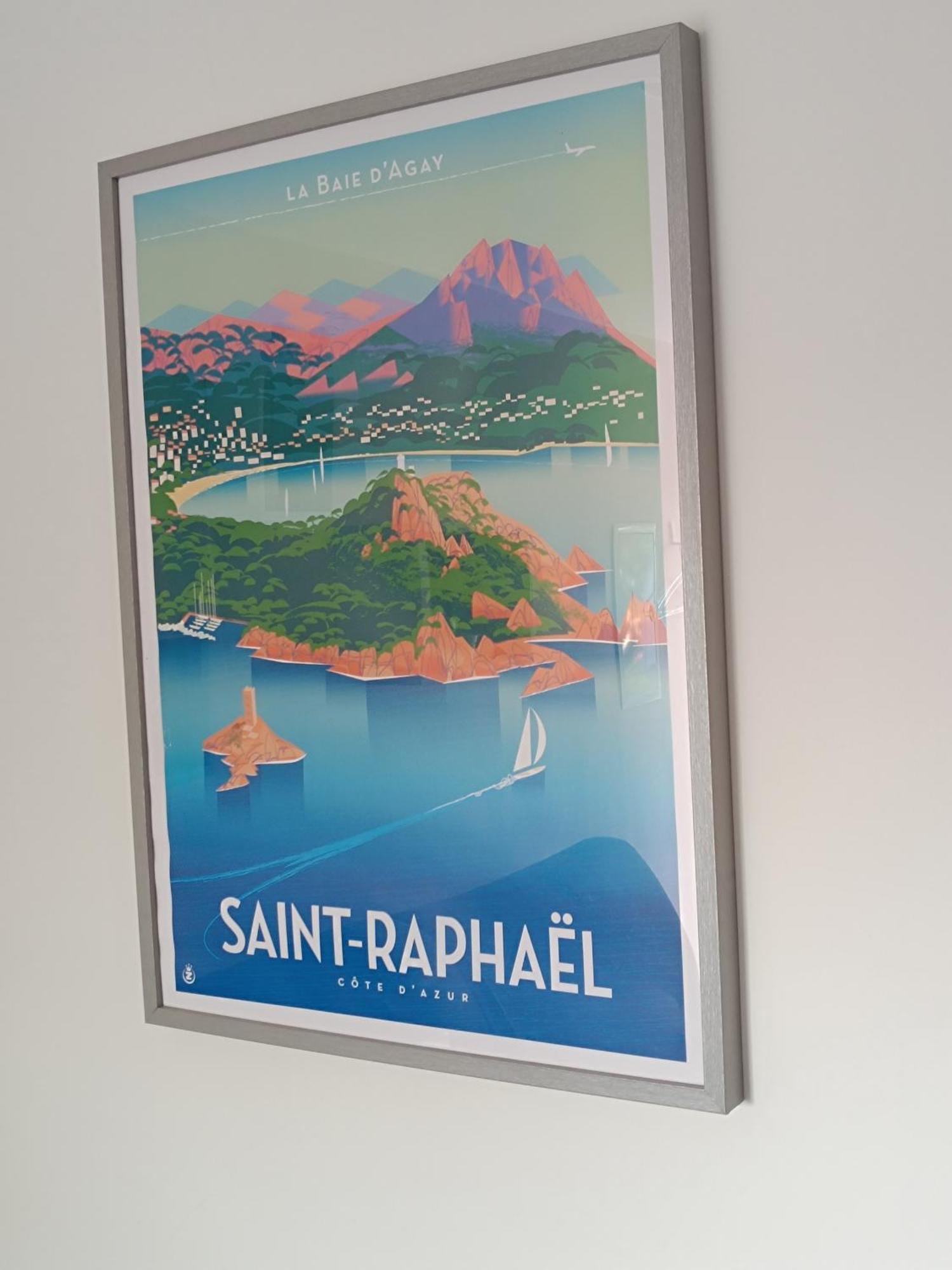 Hébergement de vacances Rénové Avec Terrasse St Raphael *