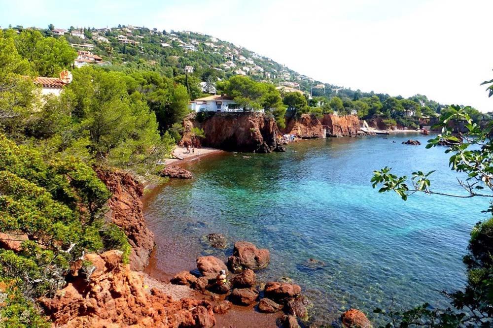 Renove Avec Terrasse St Raphael * Saint-Raphael (Var)