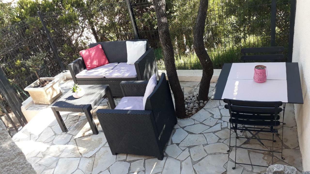 Renove Avec Terrasse St Raphael * Saint-Raphaël