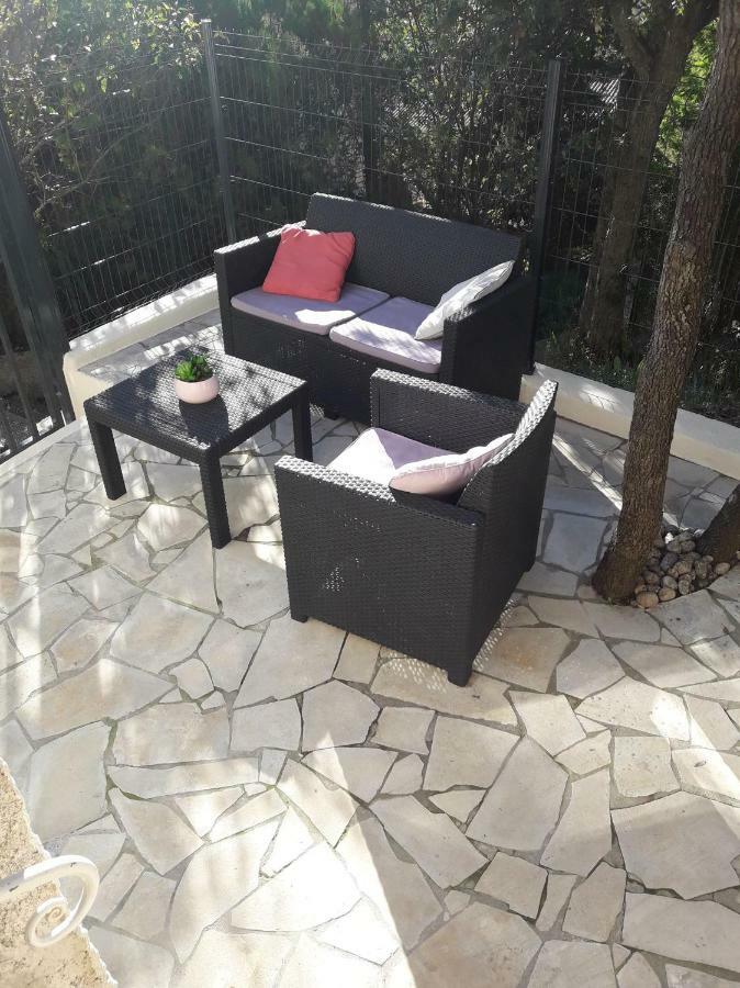 Renove Avec Terrasse St Raphael Holiday home *